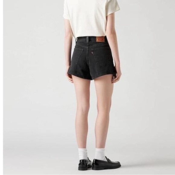 Levi’s High Waisted Mom Shorts Black Denim 100% Cotton Size 30 - Picture 7 of 8